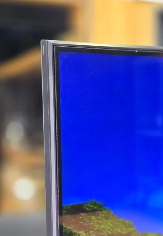 2024 DU7000